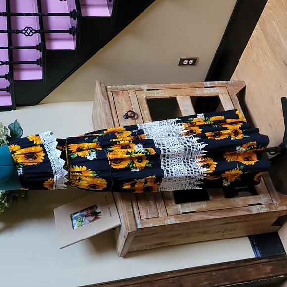 Altar'd State Sunflower Dress - SZ XS - Picture 5 of 7